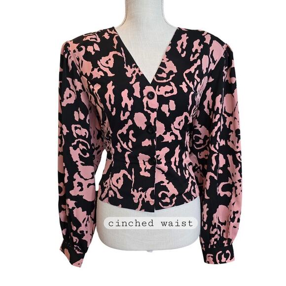 NWT Nasty Gal Abstract Print Blouse Pink boxy crop style loose fitted women Sz 4 - Picture 5 of 11